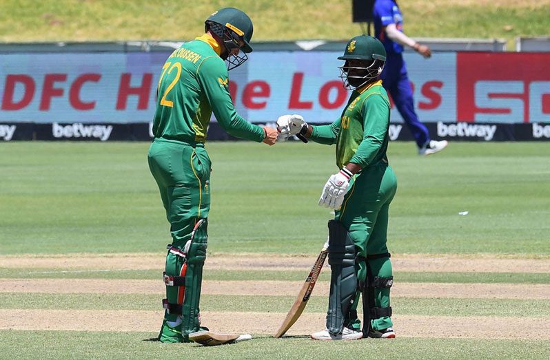 Temba Bavuma and Rassie van der Dussen led South Africa's fightback vs India, 1st ODI, Paarl, yesterday (AFP/Getty Images)