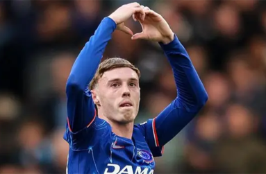 Cole Palmer celebrates after ending a run of 1,162 minutes without a goal in Chelsea's win against Liverpool