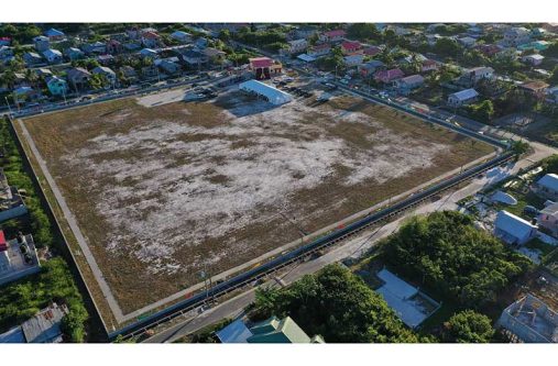 The Onderneeming Community Facility, which features a basketball court, recreational field, children's play area and multipurpose building, was officially commissioned on Friday by Minister of Housing, Collin Croal