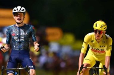 Both Vingegaard (left) and Pogacar are looking for their third Tour de France win overall.