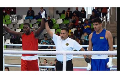 Guyana boxer Emmanuel Pompey has guaranteed himself a bronze medal at the South American Games;