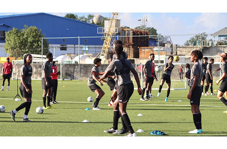 The U-20 squad during the warm-ups