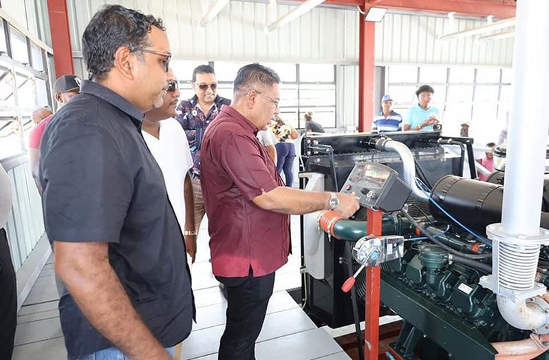 Minister of Agriculture, Zulfikar Mustapha, on Saturday, commissioned the Adventure Pump Station in Region Six (East Berbice-Corentyne). The pump station was constructed at a cost of $446 million.  The new pump station will benefit over 6,000 acres of residential and cultivation land. It is outfitted with two 150 cusec pumps designed to drain 126,000 gallons per minute; hence, it can bring tremendous drainage relief to the Black Bush Polder scheme and other surrounding areas.  These types of investment by the government will significantly boost the agriculture sector in this area and enhance productivity, according to Minister Mustapha.