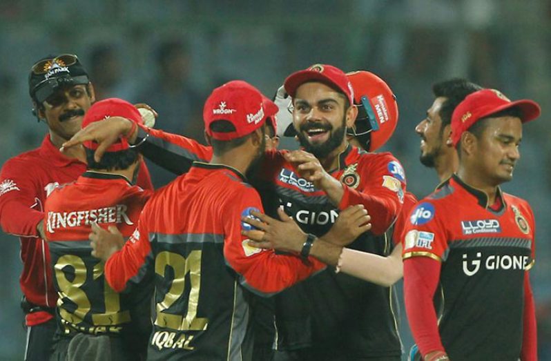 Virat Kohli finally had something to smile for as Royal Challengers Bangalore secured a 10-run win over Delhi Daredevils in the final league game of IPL 2017. (BCCI)