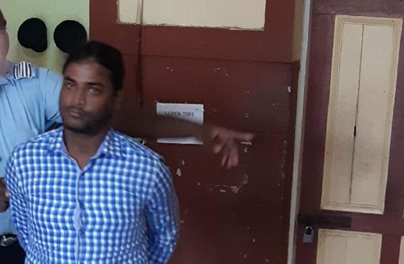 Kavindranauth Rambajue