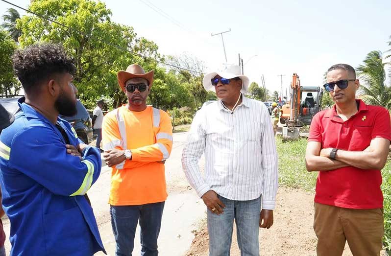 Minister within the Ministry of Public Works Madanlall Ramraj has ordered an immediate review of the Hague Back Road Project following serious complaints from residents about continued delays by the project contractor