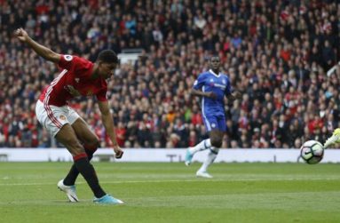 Manchester United's Marcus Rashford scores their first goal Action Images via Reuters / Carl Recine Livepic