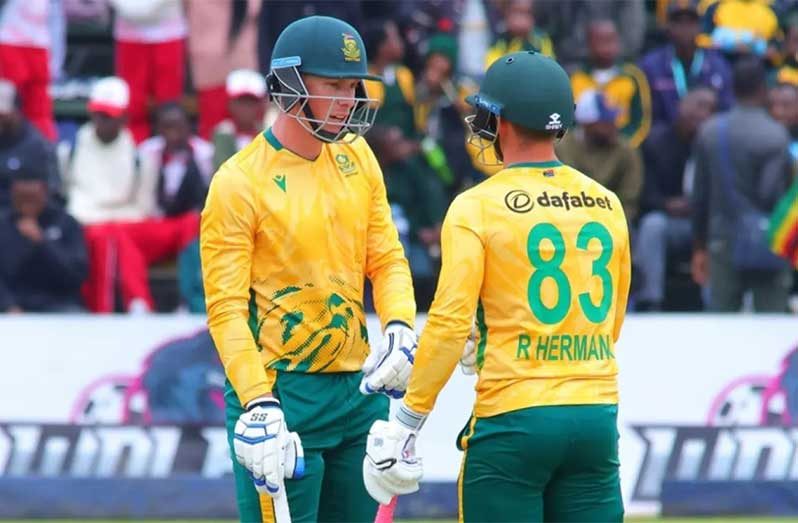Rassie van der Dussen and Rubin Hermann added 106 together  •  Zimbabwe Cricket