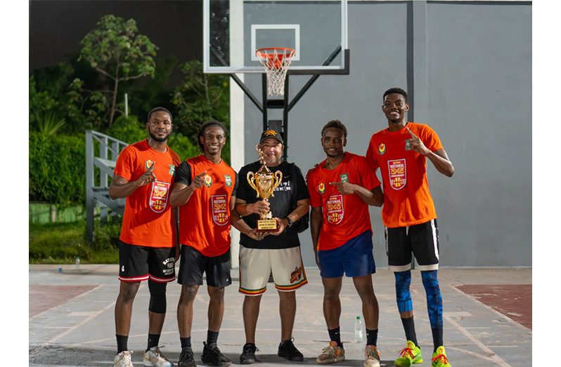 FLASHBACK! 2024 GBF National 3×3 champions – Renegades receiving their trophy from GBF president Michael Singh.