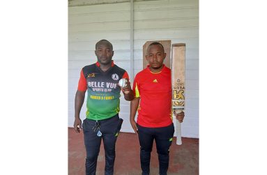 Rodwell Wills (left) and Troy Drakes