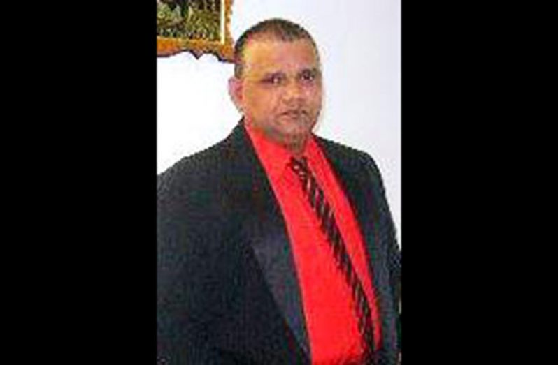 Rozan Ally known as Yasim