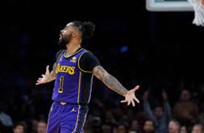 D'Angelo Russell scores 44 points as Los Angeles Lakers edge past Milwaukee Bucks.