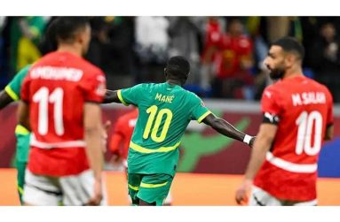 Sadio Mane once again got the better of Mohamed Salah on the international stage