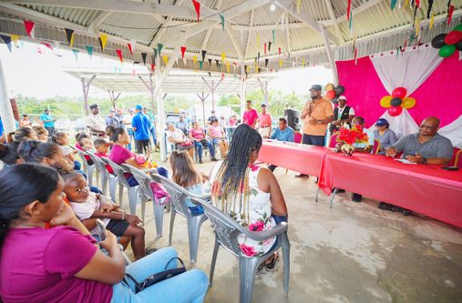 President Dr. Irfaan Ali on Thursday visited the communities of Batavia, Karrau and Daag Point to engage residents as part of an outreach to Region Seven (Office of the President photos)
