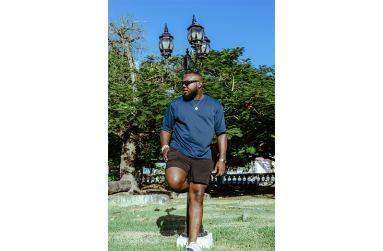 Guyanese music producer and artiste Kinx Milliyon, real name Shamar Grant, is a 28-year-old multi-genre producer from Meadowbrook, now taking a bold step into the world of soca with his song Jump Di Fence, released earlier this month in collaboration with Change The Artist. (Photo credit: ksmphotography)