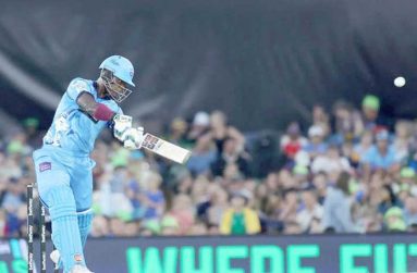 Sherfane Rutherford powered Pretoria Capitals to the top of the Betway SA20