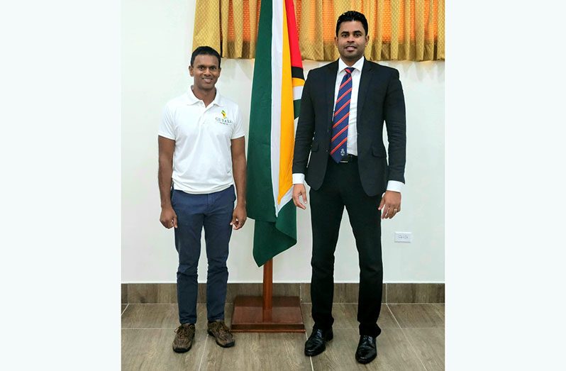 Legendary Guyana and West Indies batsman Shivnarine Chanderpaul met on Wednesday with Sport Minister Charles Ramson Jr.