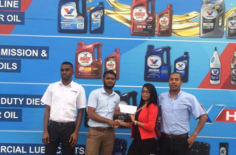 GMR&SC’s Saurica Singh collects sponsorship from Sankar’s Auto Works.