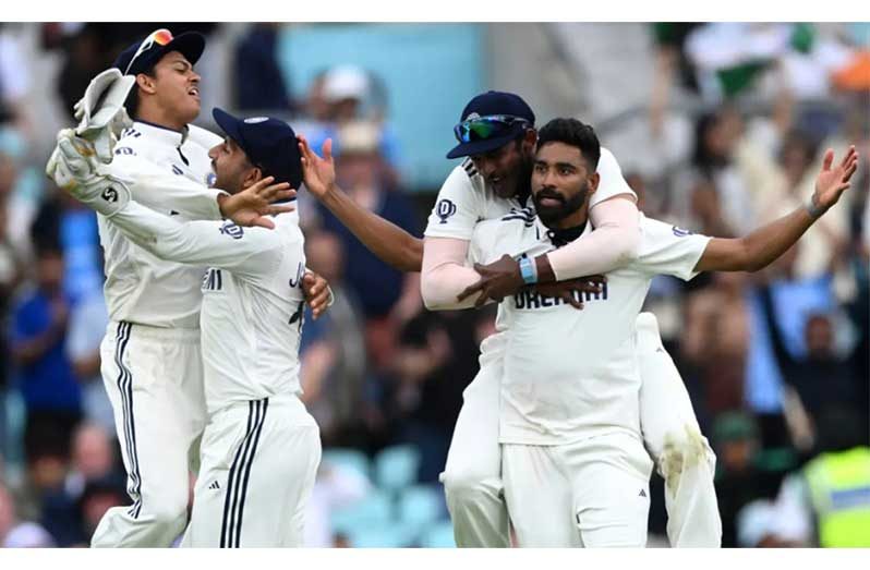Mohammed Siraj soaks it in after claiming the final wicket  •  (Getty Images)