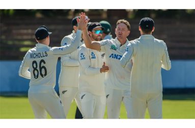 Nathan Smith picked 3 for 20 in the first innings of the opening Test • (Zimbabwe Cricket)
