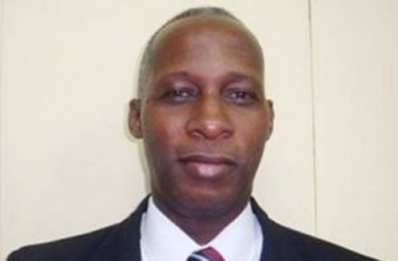 Chairman of GNBA, Leslie Sobers