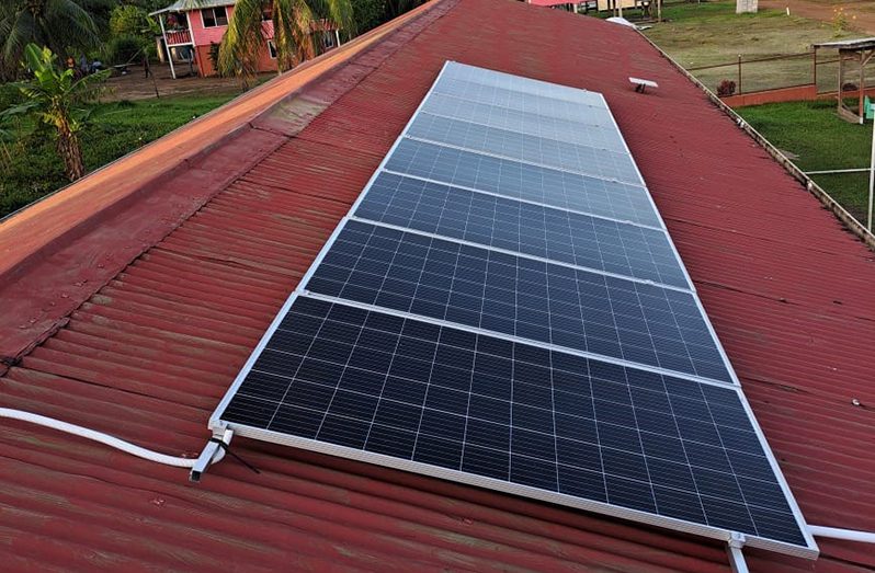 Solar PV array (3.16kWp) installed on the roof of the Kamwatta Primary School facing the southern end (DPI photo)