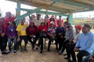 Minister of Agriculture, Zulfikar Mustapha, speaks to the affected farmers and residents