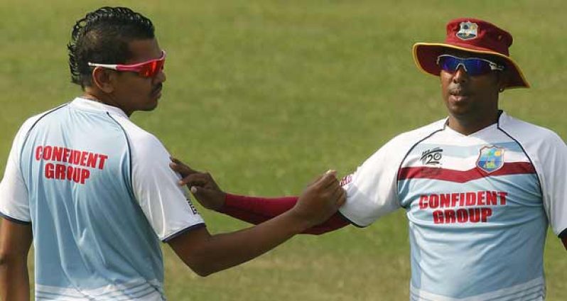 Samuel Badree (right) replaces Sunil Narine (left) as the number one T20 bowler in the world.