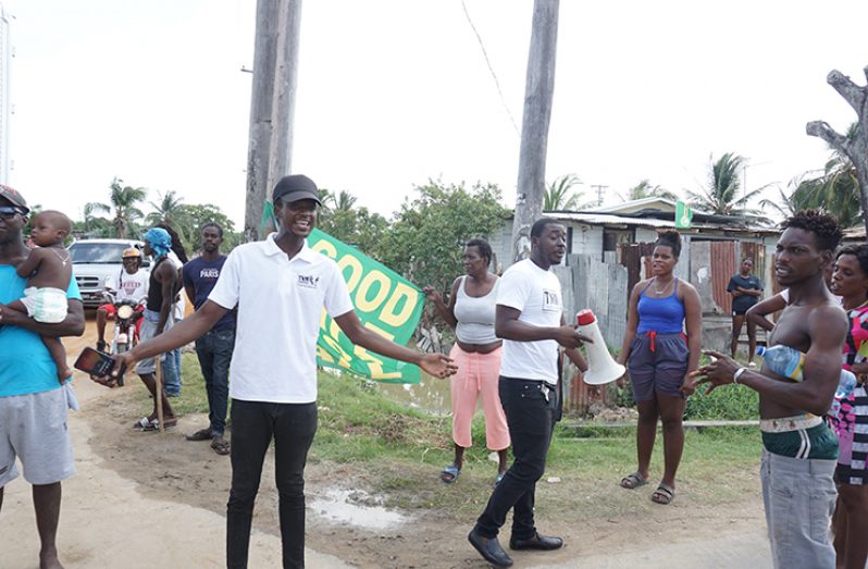 Some residents of Sophia oppose TNM’s message (Carl Croker photo)