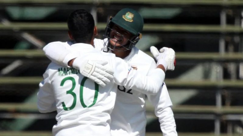 Mahmudullah and Taskin Ahmed added 191 for the ninth wicket.  (Zimbabwe Cricket)