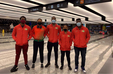 Coach Idi Lewis said that the national table tennis players did well in Argentina.  From left: Joel Alleyne, Chelsea Edghill, Shemar Britton, Natalie Cummings and Lewis.