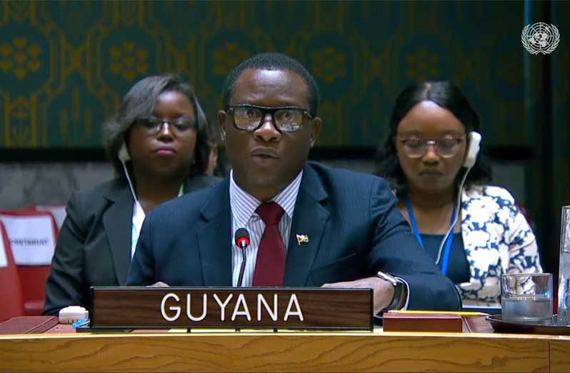 Minister of Foreign Affairs and International Cooperation, Hugh Todd