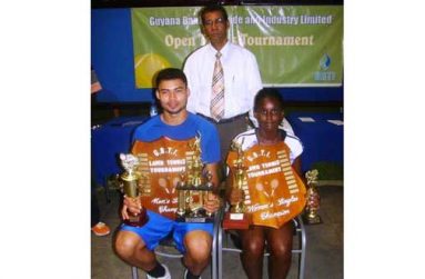 GBTI CEO John Tracey with 2013 Men’s Champion Anthony Downes and his opposite number Nicola Ramdyhan