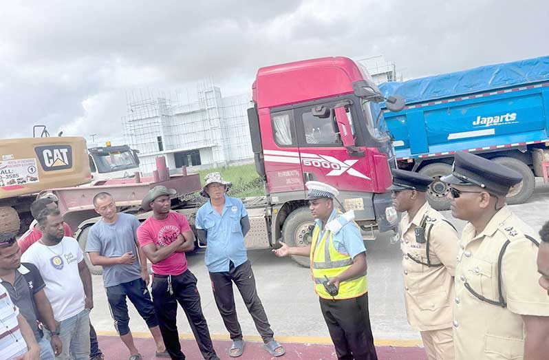 Alongside enforcement activities, the Traffic Department continued its public education drive, conducting lectures and outreach sessions with drivers, patrons, bar operators and community members across several regions