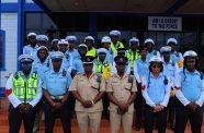 Superintendent Raun Clarke and Assistant Superintendent, Garvin Boyce (centre), flanked by ranks who participated in the training in use of body cameras for digital, audio, and video-evidence collection