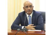 Vice President Dr. Bharrat Jagdeo, on Wednesday, met with truck operators involved in housing and infrastructure projects along the East Coast of Demerara corridor (Ministry of Housing and Water photos)