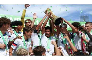 The US Under-15 footballers celebrate