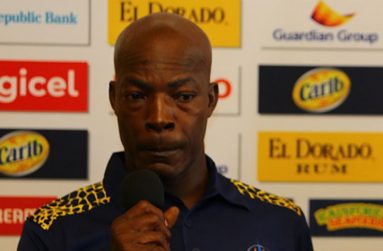 Assistant Winies coach Vasbert Drakes