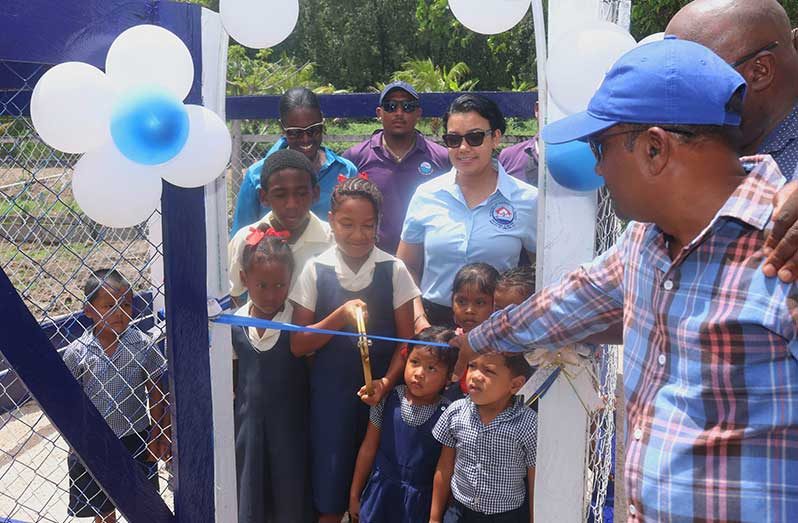 A new water supply system was commissioned to serve the residents of Friendship in the Pomeroon River, Region Two. The new facility which will serve a population of three hundred and fifty was commissioned by Minister Susan Rodrigues.