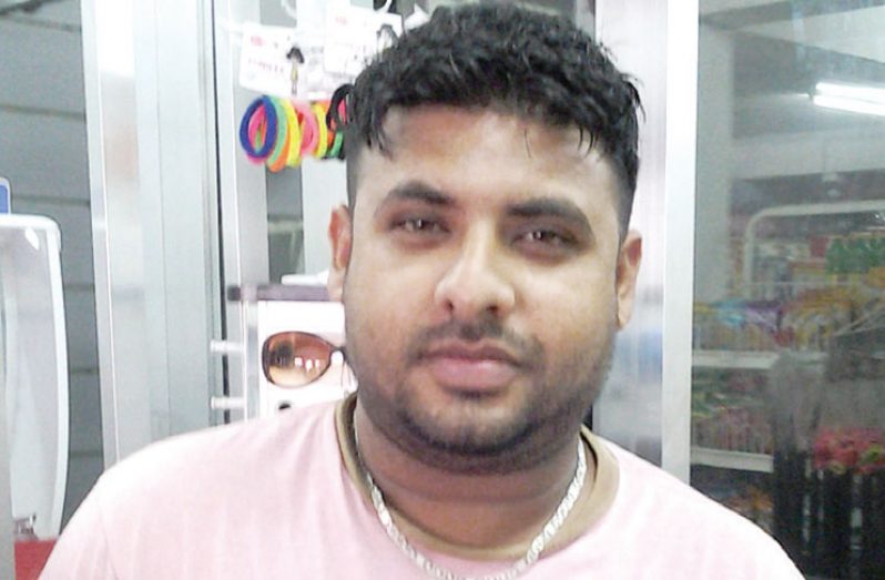 Wazim Khan,  Managing-Director of  LISA’S Supermarket, Diamond/ Grove.