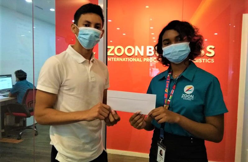 National Table Tennis player, Miguel Wong and Felicity Sonaram of Zoon Online Shopping and Shipping.