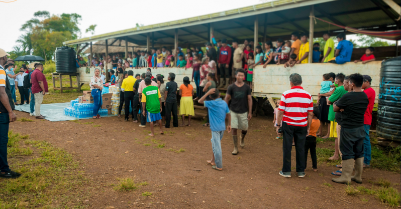 A gathering of Warao Venezuelans in Khan's Hill, Mabaruma