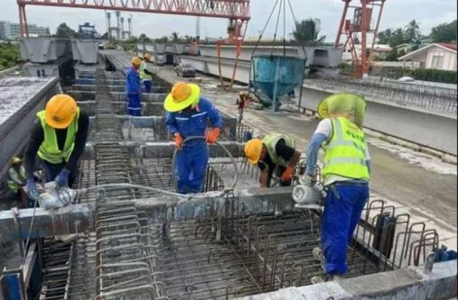 East Girder Yard, concrete pouring for 55-1 box girder