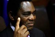 Hakainde Hichilema, leader of Zambia's United Party for National Development (UPND), addresses a media conference in Cape Town, South Africa, August 31, 2017 (REUTERS/Mike Hutchings/File Photo)