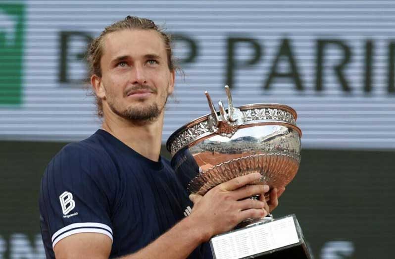 Zverev outlasts Cobolli to claim French Open title for the first time – (RFI)