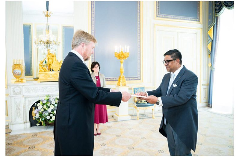 Sasenarine Singh presents his Letters of Credence to His Majesty King Willem-Alexander of the Kingdom of The Netherlands