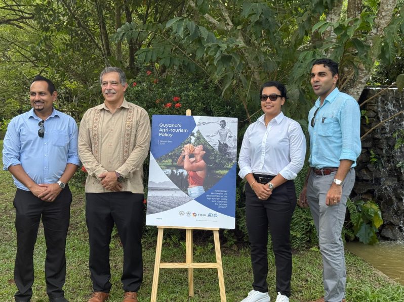 From left to right: President of the Tourism and Hospitality Association of Guyana (THAG), Mitra Ramkumar, IICA's Country Representative Wilmot Garnett, Minister of Tourism, Industry and Commerce Susan Rodrigues and Vilas Gobin of Gobin’s Farm