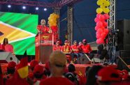 PPP General Secretary and Guyana’s Vice-President Dr. Bharrat Jagdeo during his fiery address at a rally in Lethem on Sunday (DPI photo)