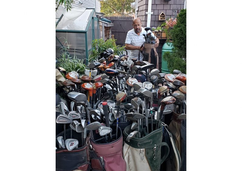 US-based golfer Bill Knight getting the equipment together