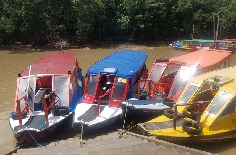 Boats at the Vreed-en-Hoop Stelling were, on Sunday, still attempting to charge passengers $200 “double fare” instead of the correct $100 (Tamica Garnett photo)